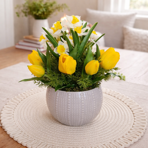 Tavaszi tulipános asztaldísz III.