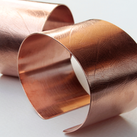 Széles juharlevél karkötő vörösrézből