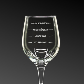 Vicces Ajándék / Gravírozott pohár egy nehéz napra saját névvel