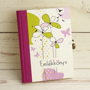 Emlékkönyv lakattal, két kulccsal. Titkos napló kislányoknak, egyedi címmel RENDELHETŐ