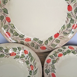 Csipkebogyó, hecsedli kerámia étkészlet