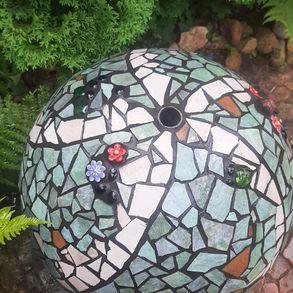 Mozaikozott óriás csobogó 