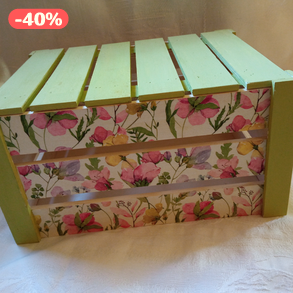 Tároló virágos hangulatban