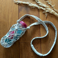 Makramé kulacstartó