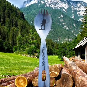 Túrakanál, egyedi gravírozással