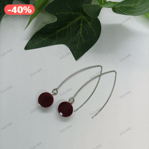 Bordó bársonyos felületű gyöngyös, lógós fülbevaló 