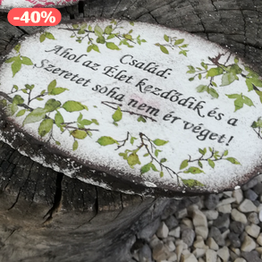 "A Család..."- faszelet hűtőmágnes. :-) 