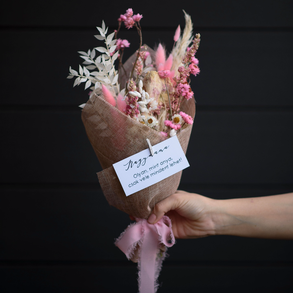 Anyák napi mini szárazvirág csokrok