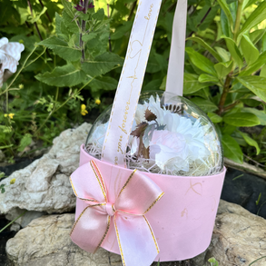 Ballagási virág búrával, akasztóval !RÓZSASZÍN DOBOZZAL