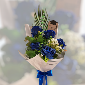 Kék rózsás ballagási csokor