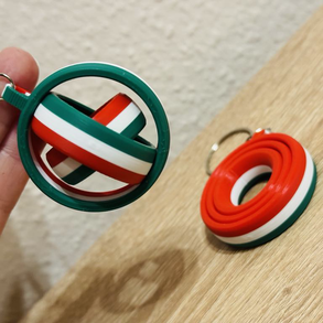 Forgatható magyaros kulcstartó - március 15