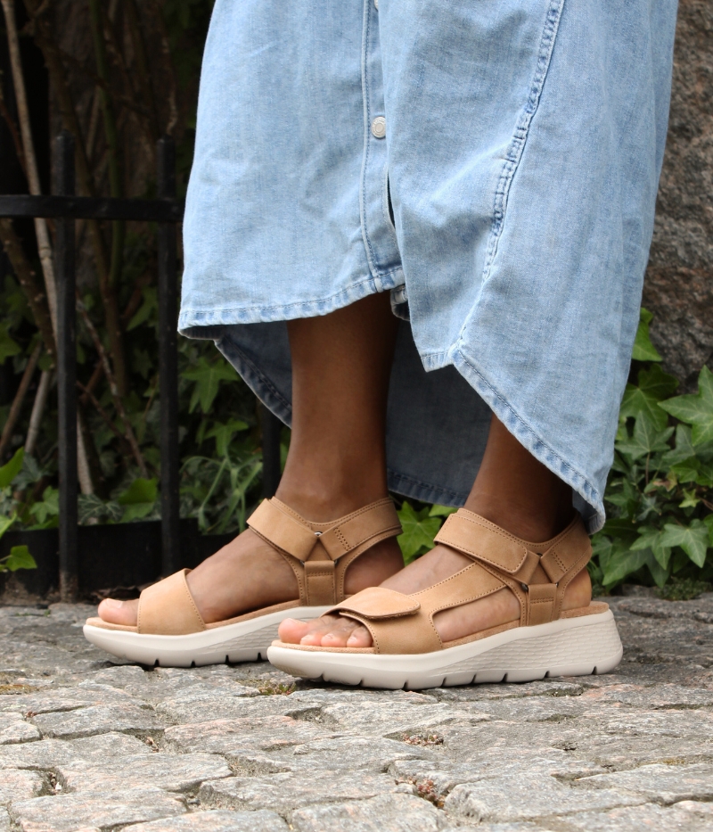 Cloudlite Joy i brunt