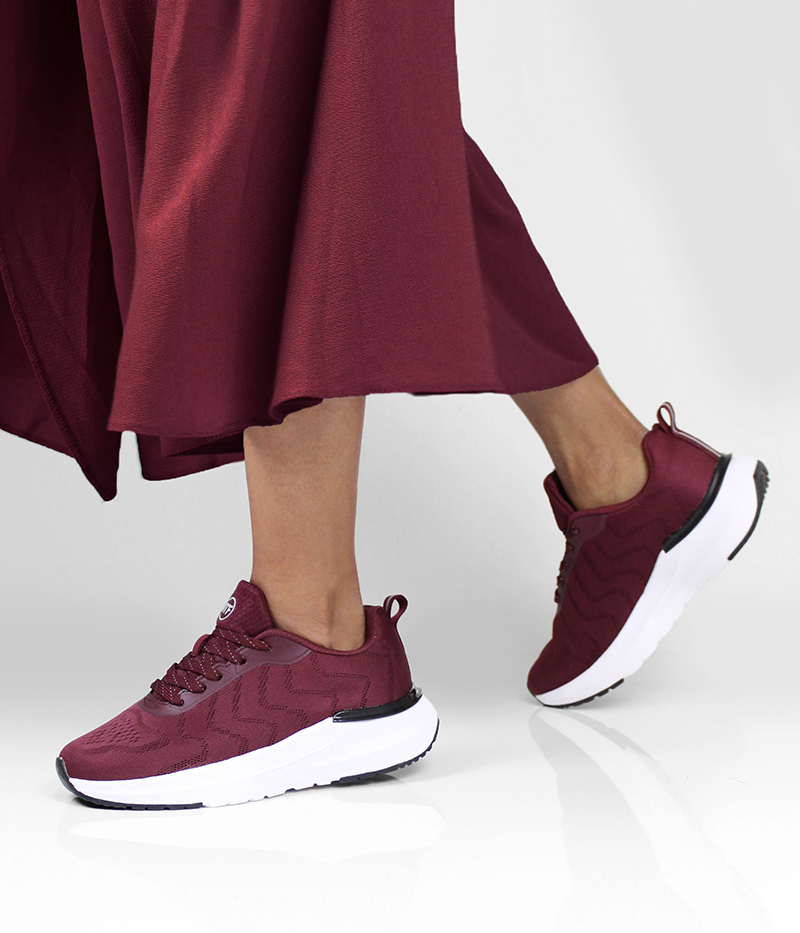 Minfot Move - vinröda sneakers med bra dämpning