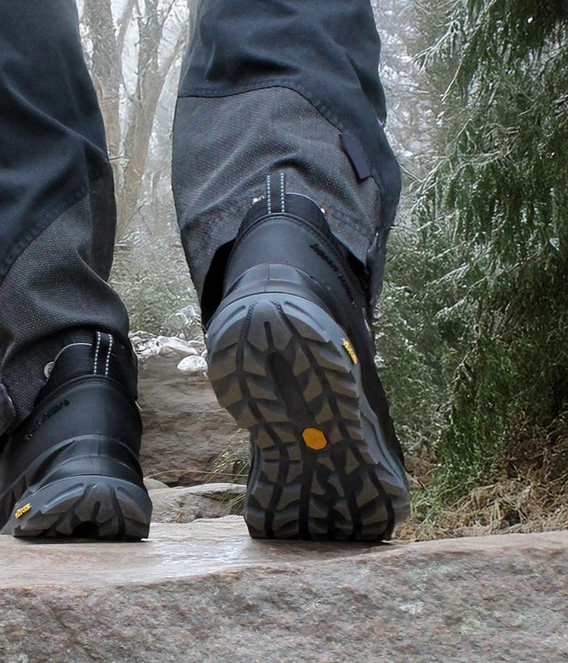 Minfot Granit i låg modell med greppvänlig Vibram-sula