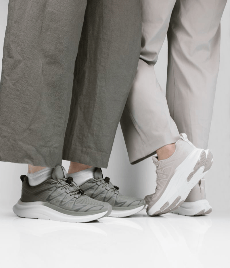 På Minfot.se hittar du produkter som gör skillnad för din vardagskomfort - skor, sandaler och strumpor