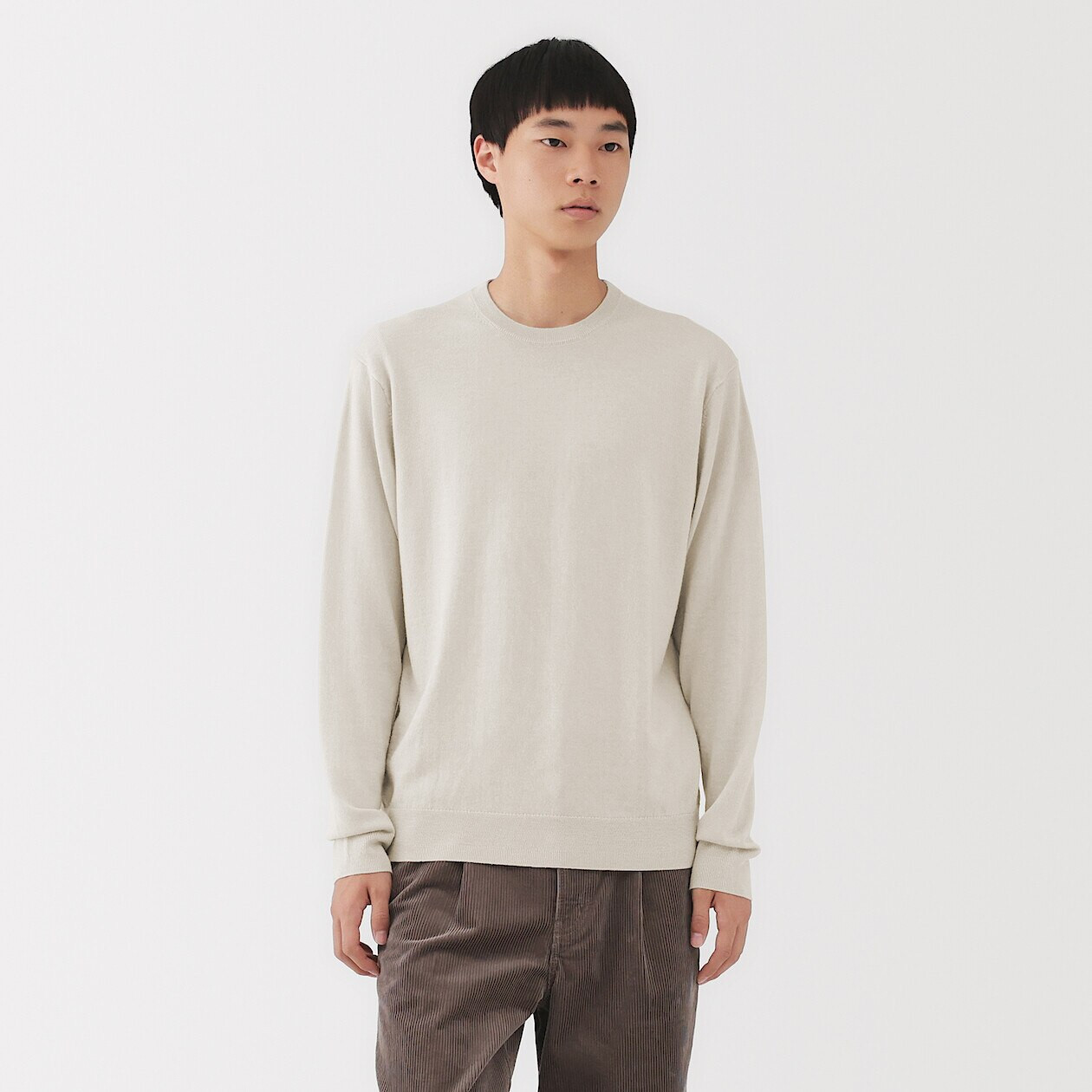 Image of Men's Fine Knit Wool Crew Neck Jumper._