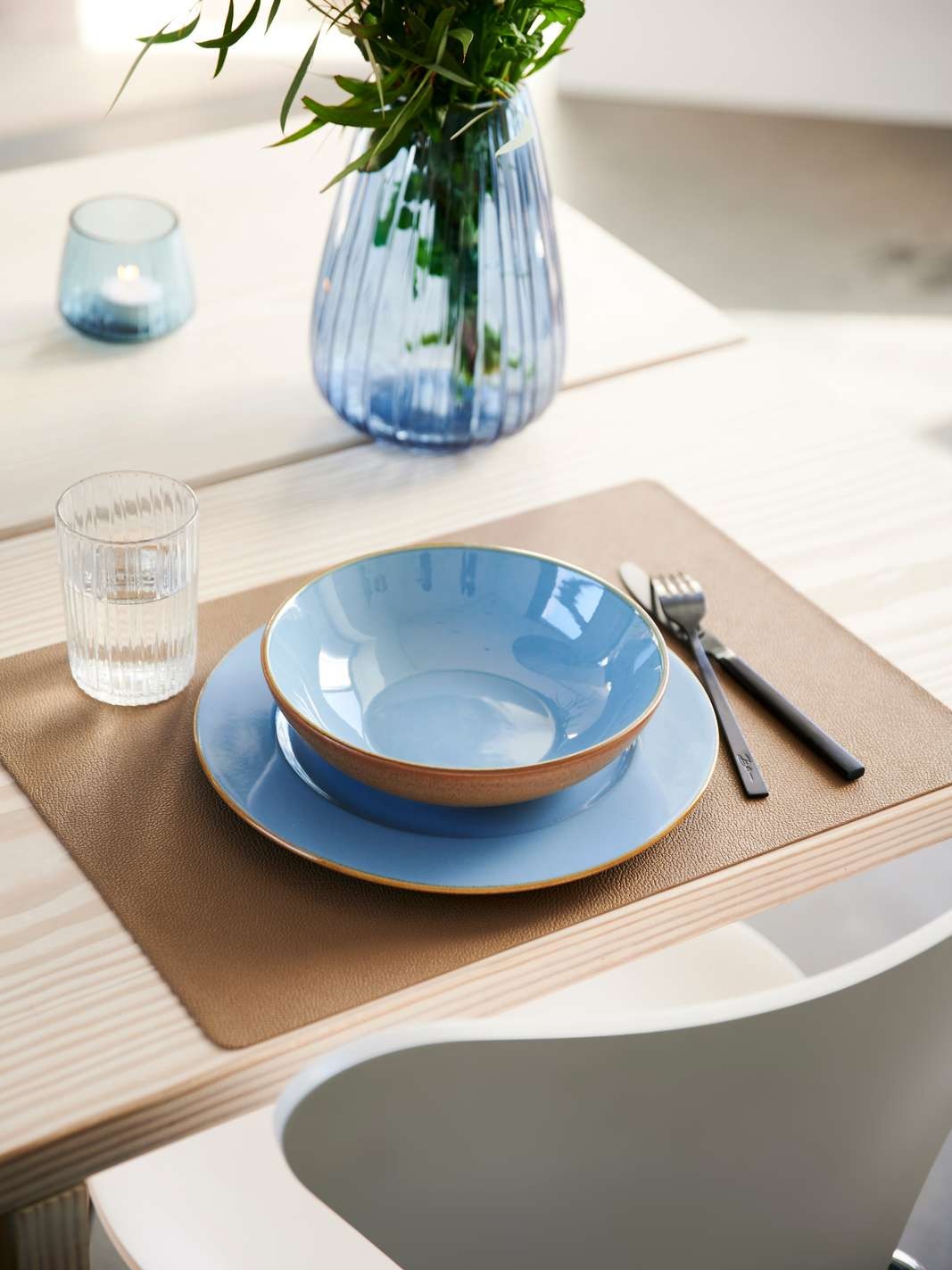 Bitz spisebrikke i brun/sort