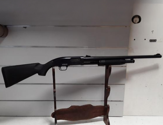 Fusil à pompe Mossberg Maverick -<br/>Cal. 12/76