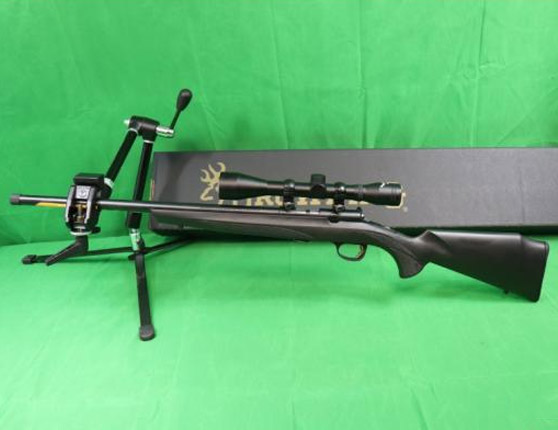 Carabine linéaire Browning T-Bolt Cal. 22LR + Lunette 4x40