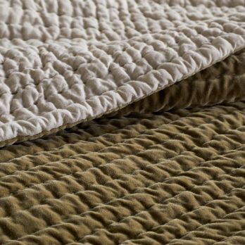 Nidra Velvet Linen Quilt
