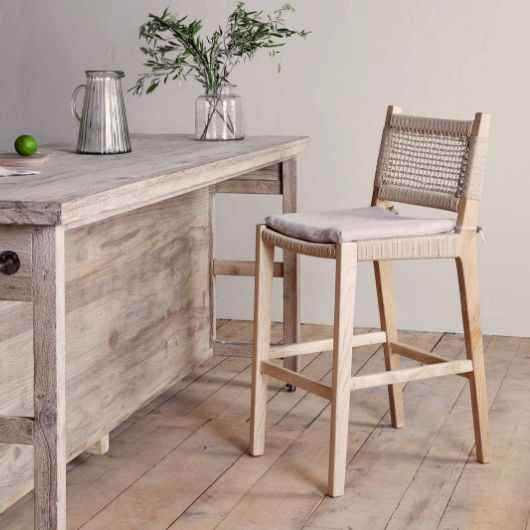 Aamani Mango Wood Counter Chair