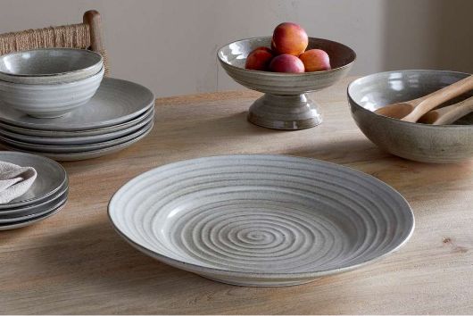 Valinha Tableware