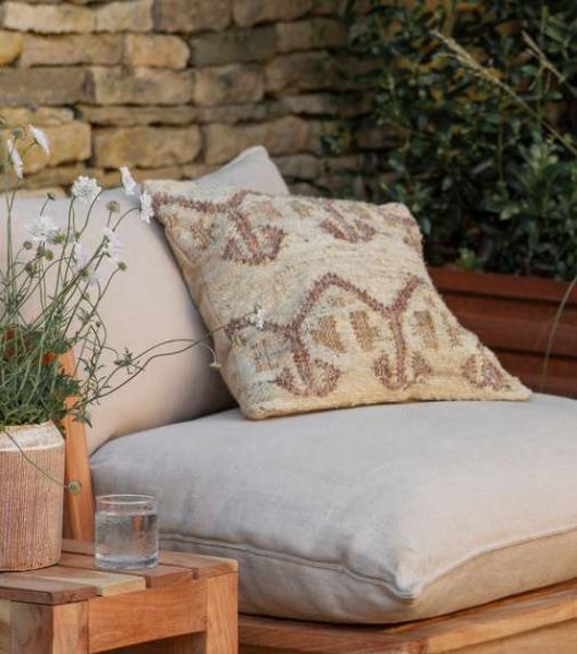 Garden Lounging