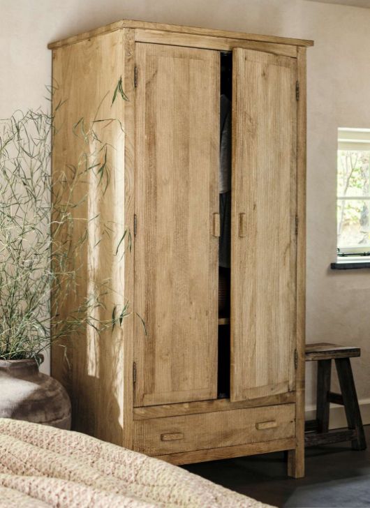 Vivan Wardrobe