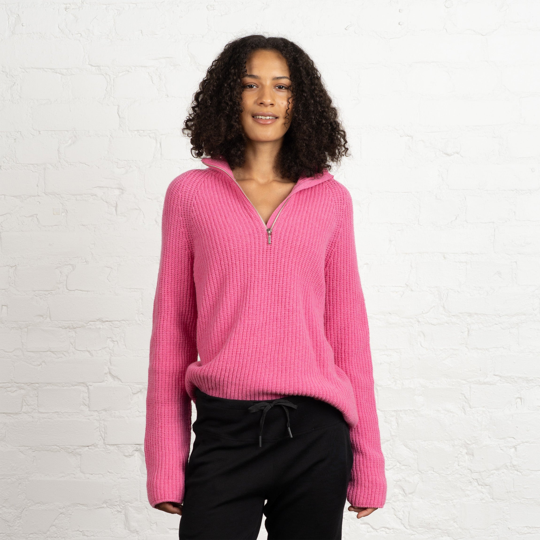 Image of Magnolia naisten merinovillapaita - pioninpunainen