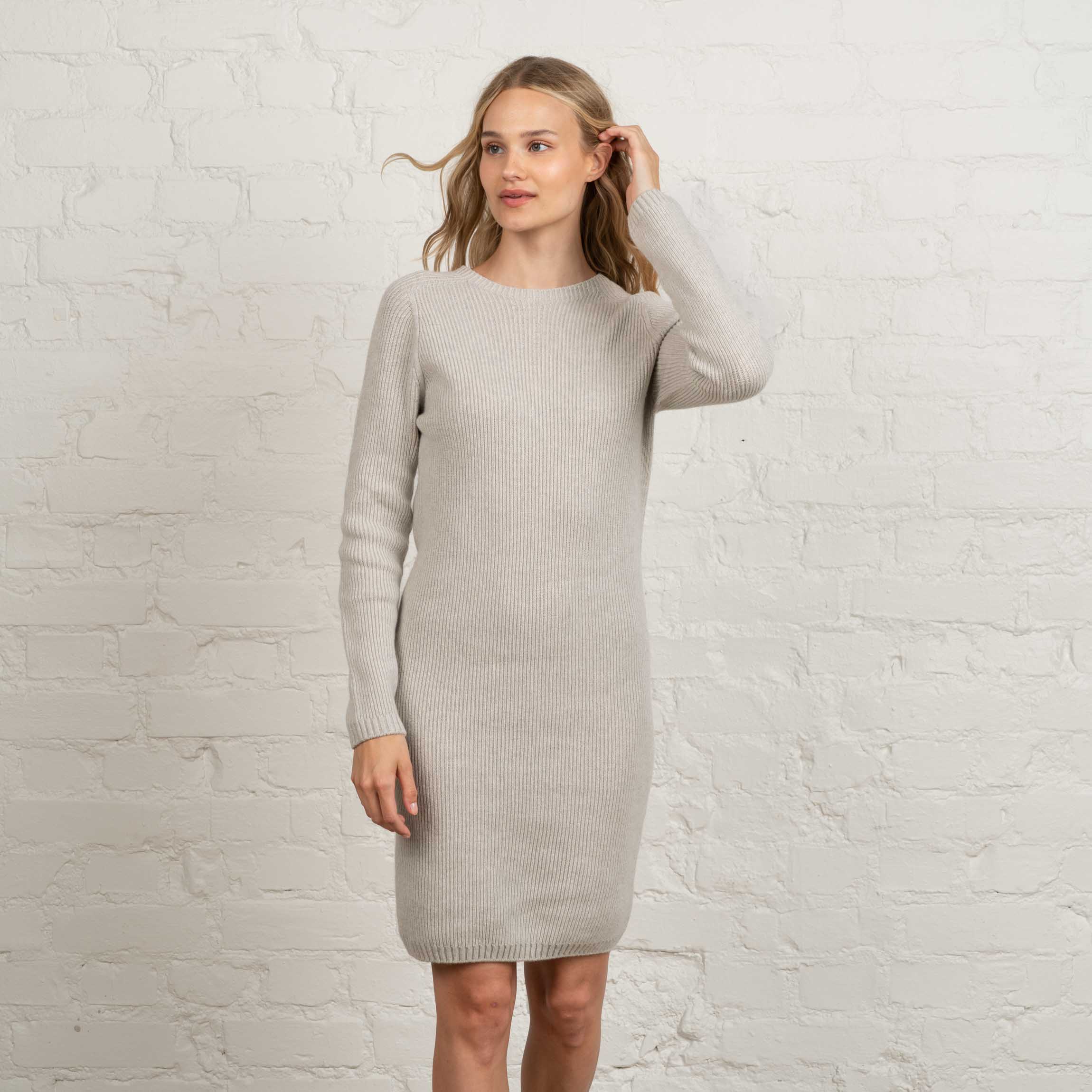 Image of Kanerva naisten merinomekko - puuronharmaa