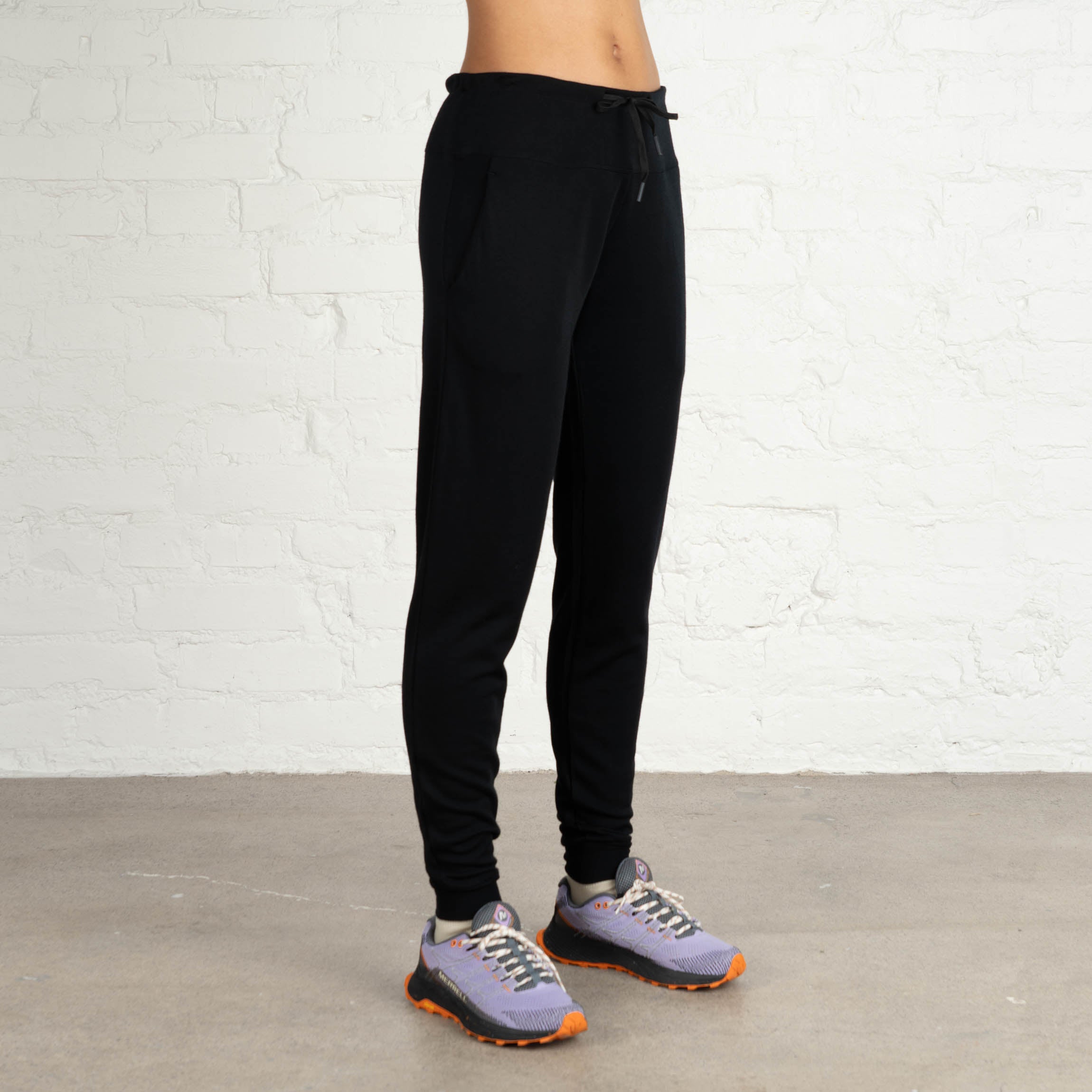 Image of Jona merinohousut W - musta