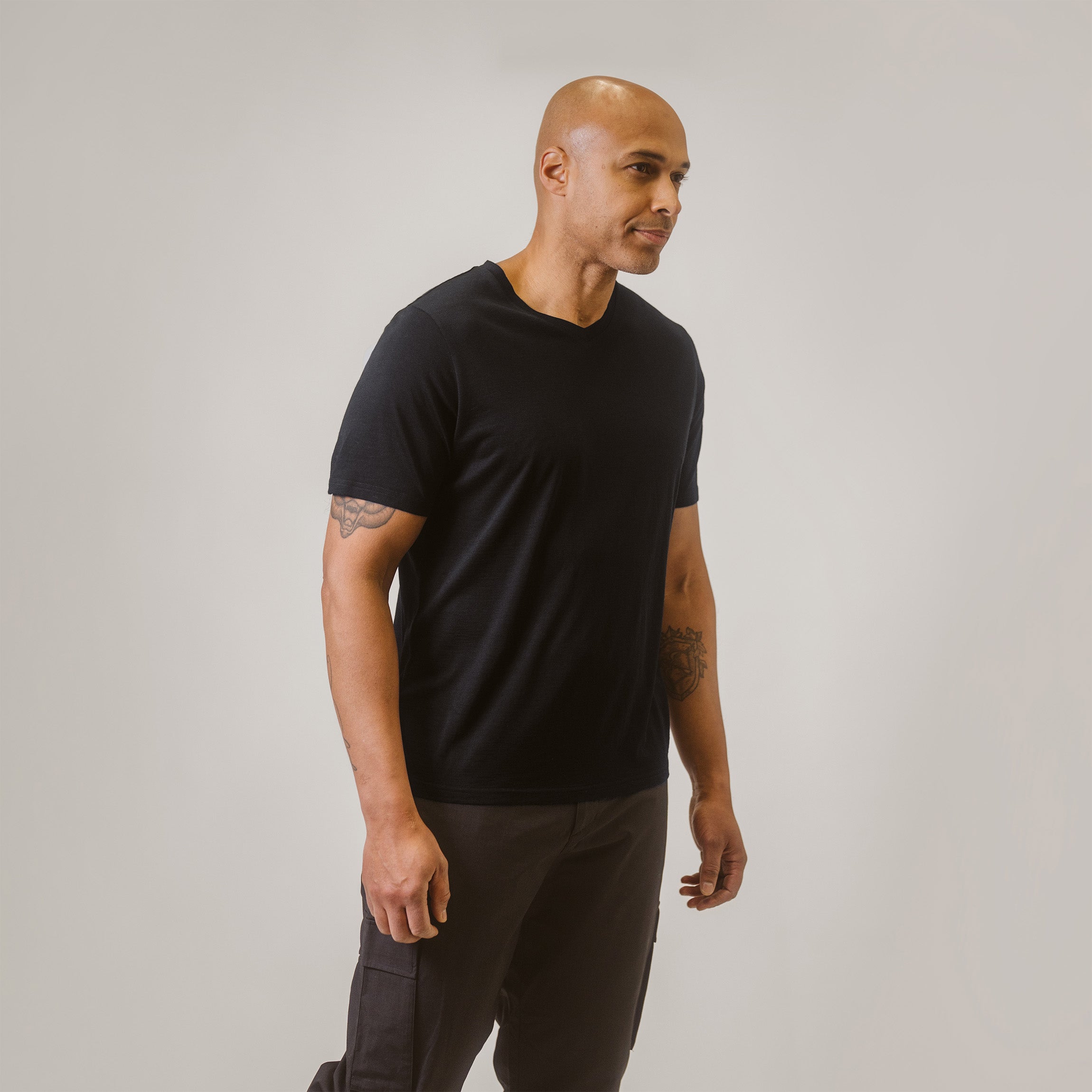 Image of Leon merino T-paita M - musta