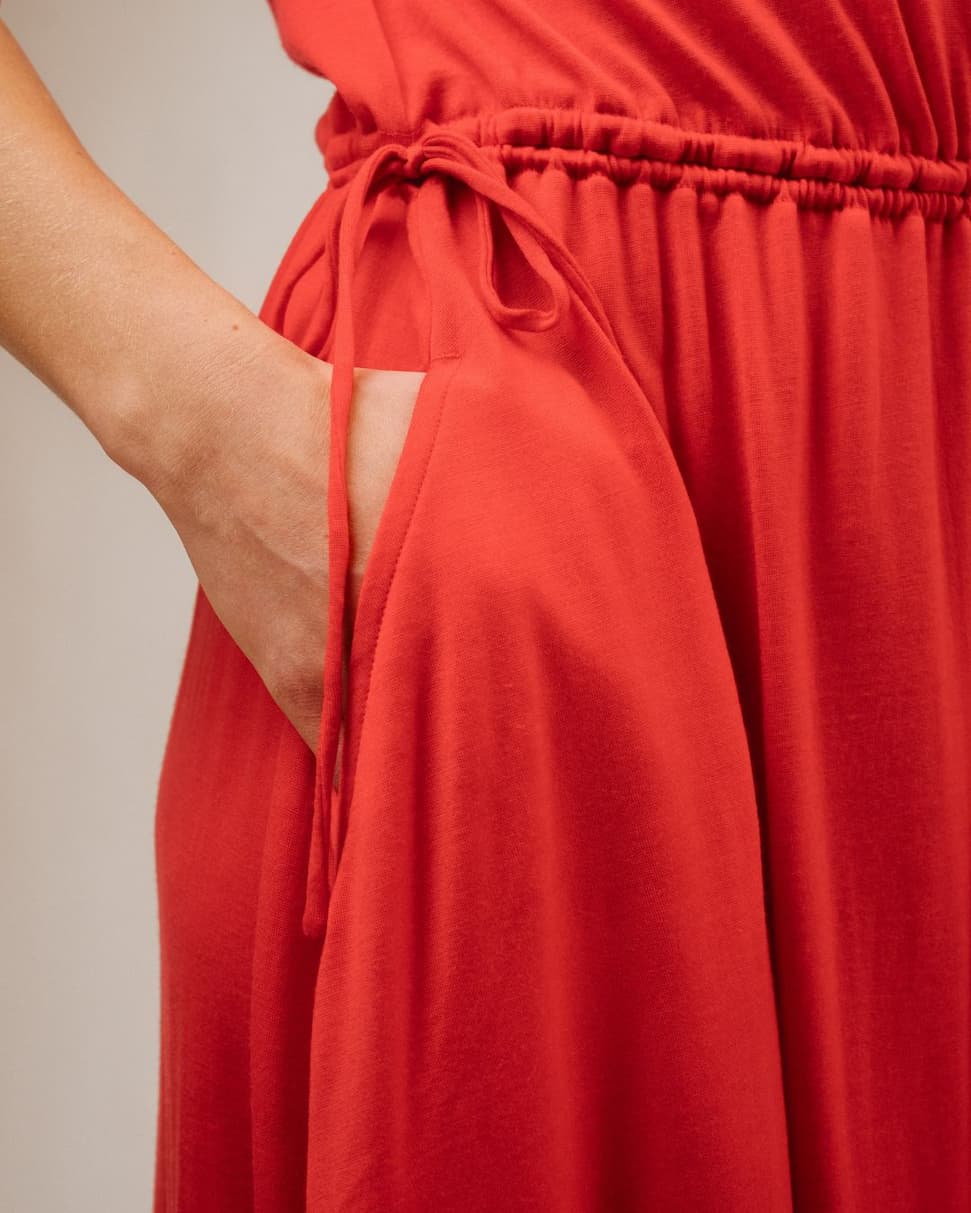 Iris merinomekko lähikuva taskusta.