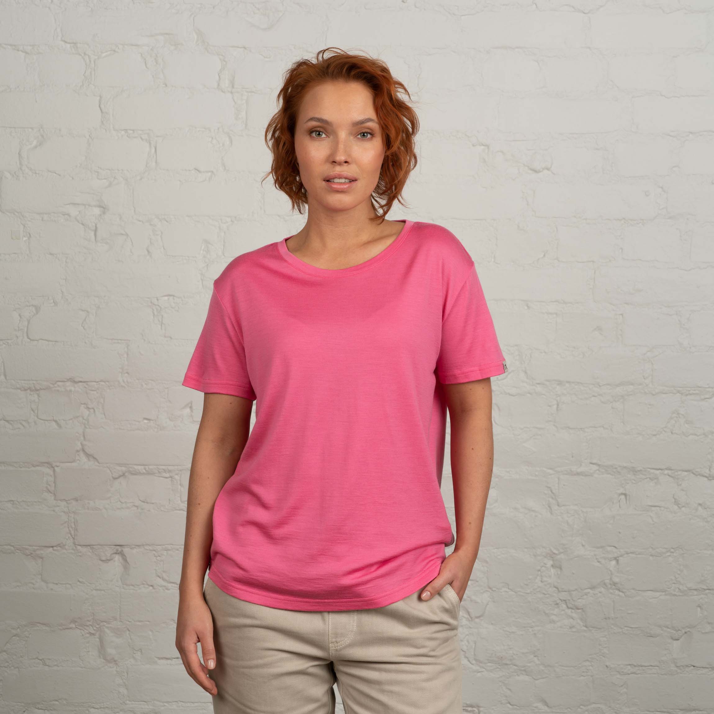 Image of Lilia merino T-paita W - villiruusu