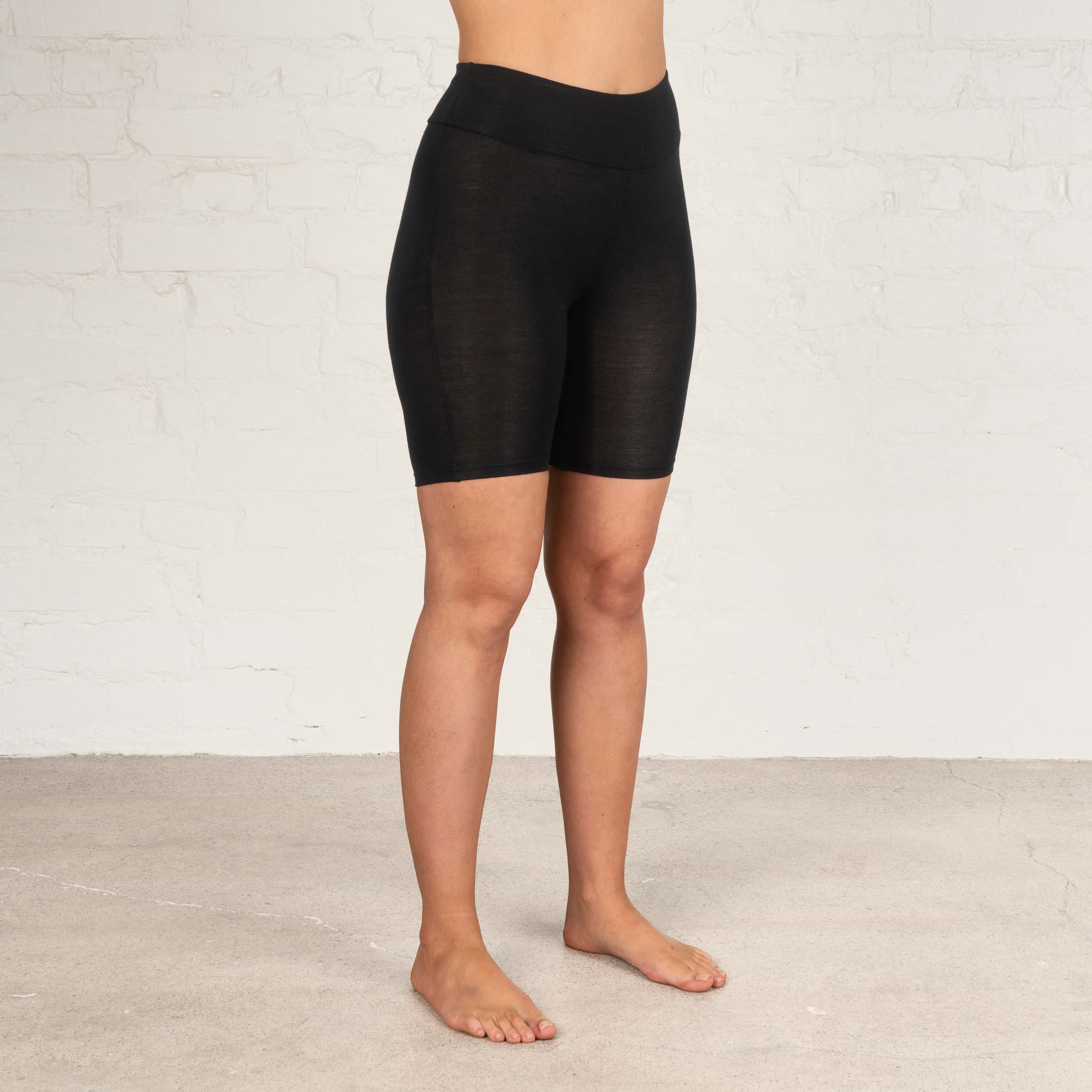 Image of Bri merino biker-shortsit W - musta