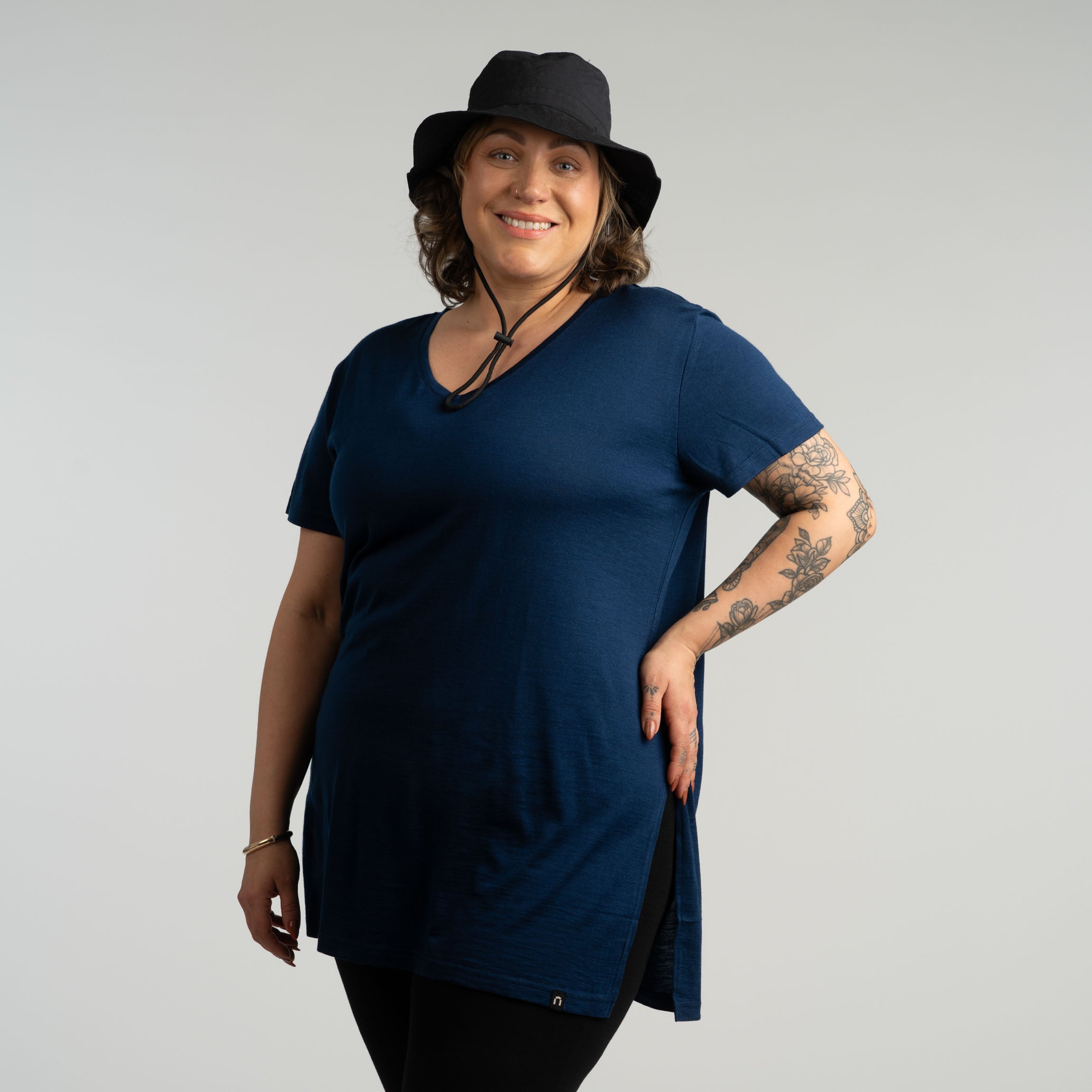 Image of Olivia merino T-paita W - tumma mustikka