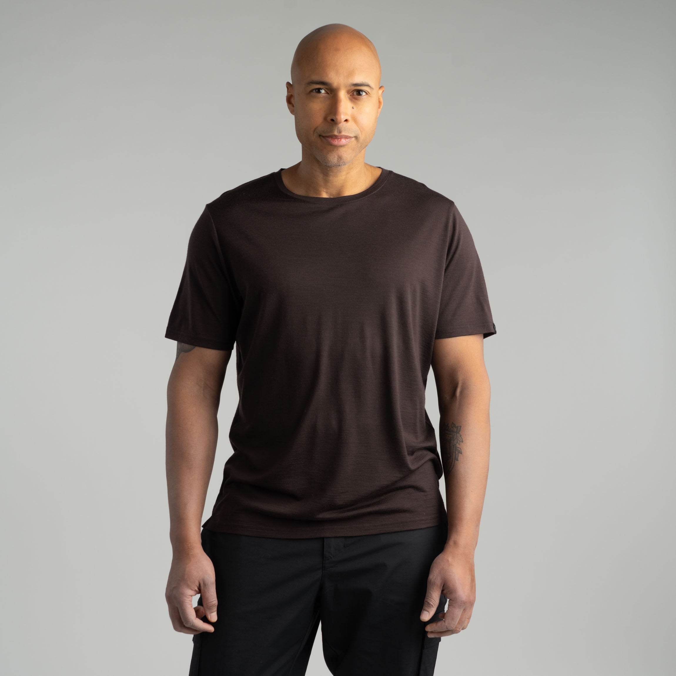 Image of Liam merino-T-paita M - suklaa
