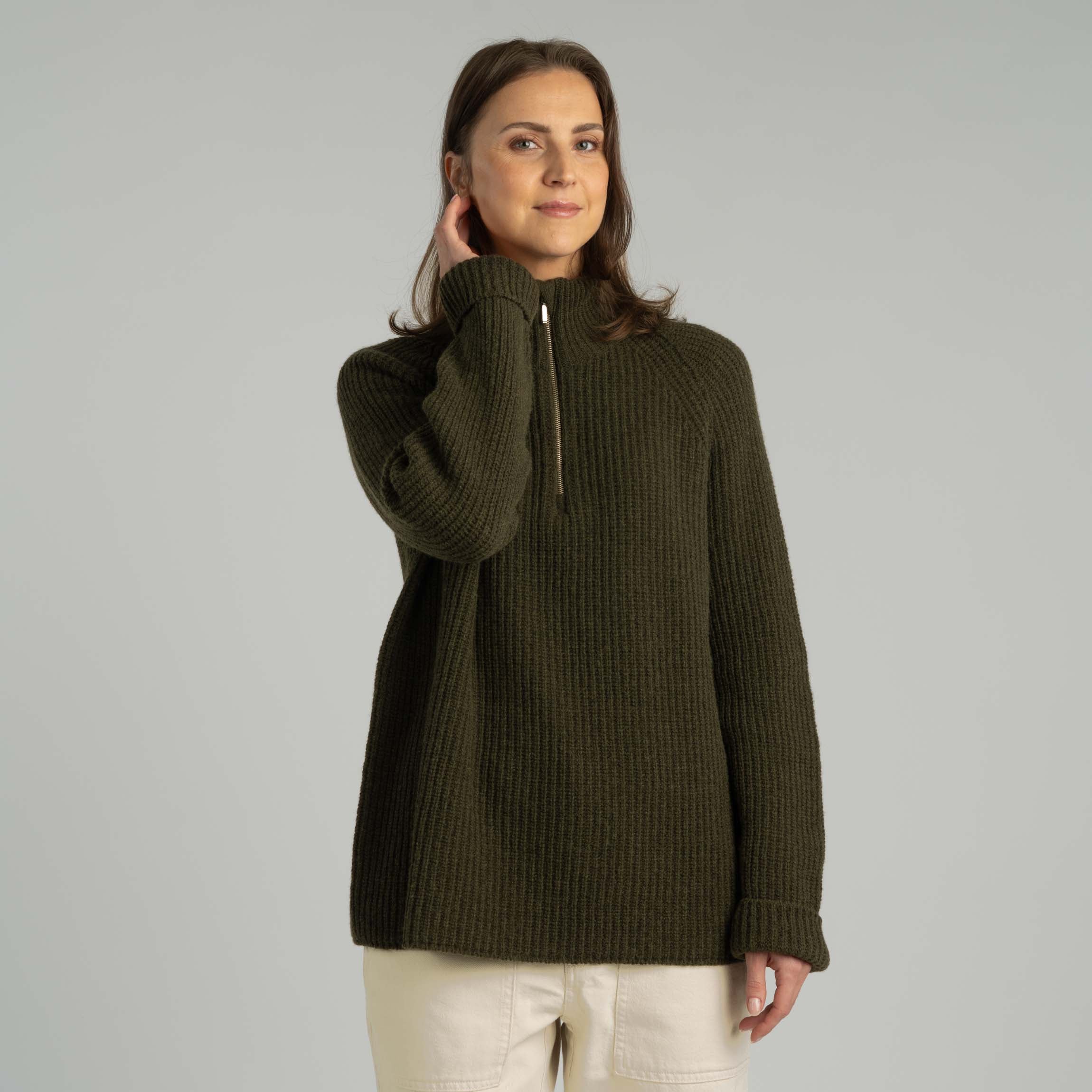 Image of Magnolia half zip merinoneulepusero W - tumma oliivi