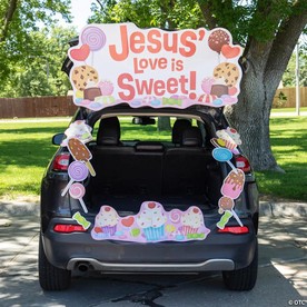 Value Religious Sweet Treats Trunk-or-Treat Decorating Kit - 13 Pc.