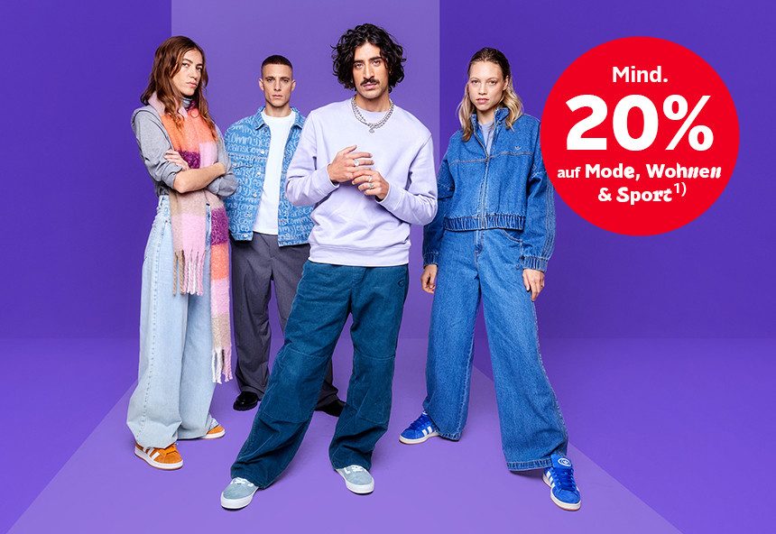 Gruppe von Models in verschiedenen Outfits, im Hintergrund roter Kreis "Mind. 20% auf Mode, Wohnen & Sport".