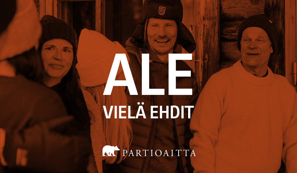 "Ale alkaa nyt" teksti. Taustalla hymyilev&auml; nainen, jolla on sel&auml;ss&auml;&auml;n rinkka.