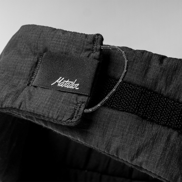 BLACKOUT EYEMASK PLUS EARPLUGS KIT