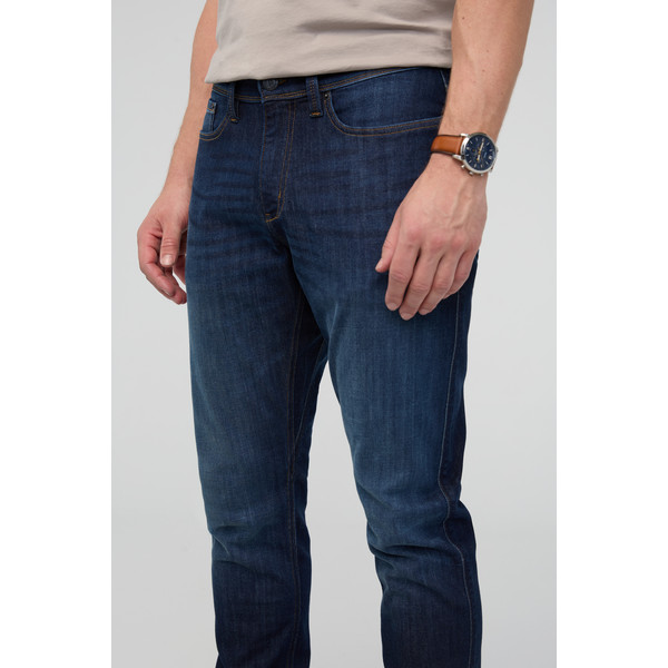 PERFORMANCE DENIM RELAXED TAPER