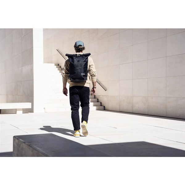 COMMUTER-DAYPACK CITY 21L