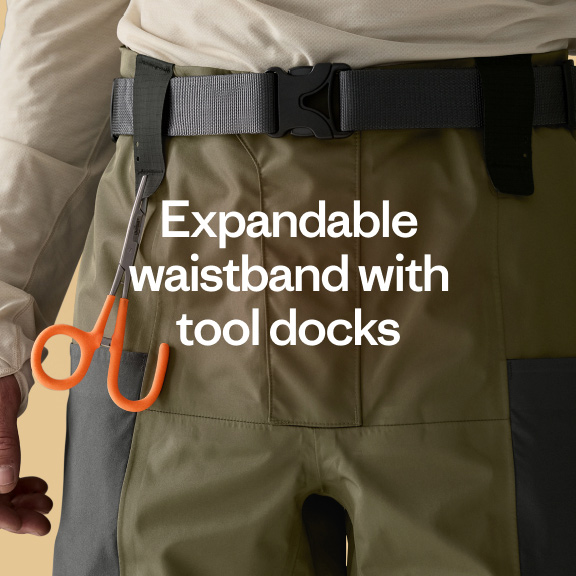 Expandable waistband with tool docks