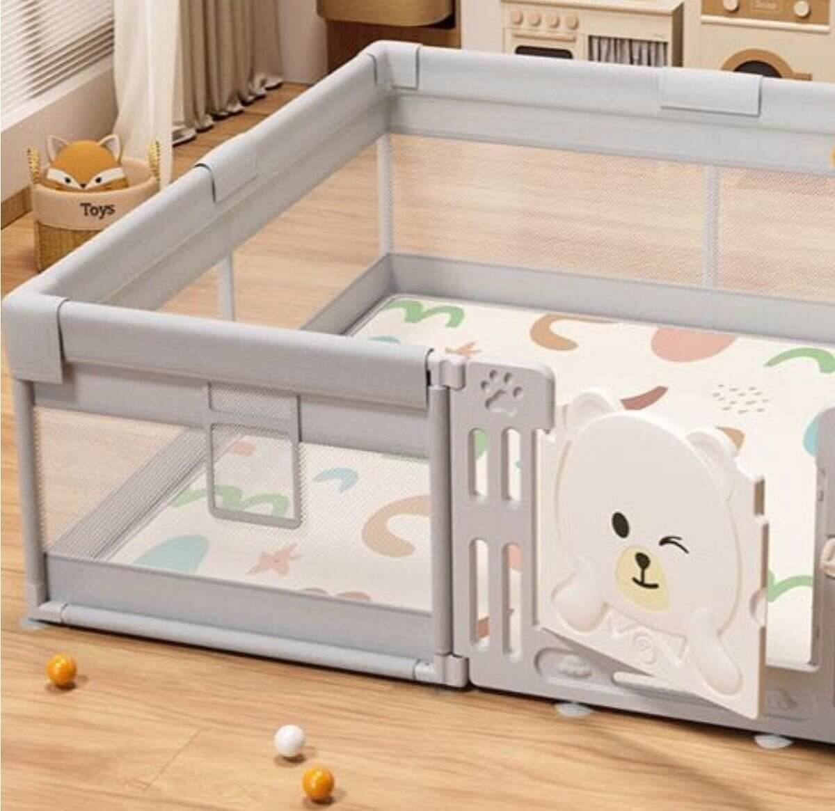 Playpen Fabric with Safety Gate 1.5m x 1.8m