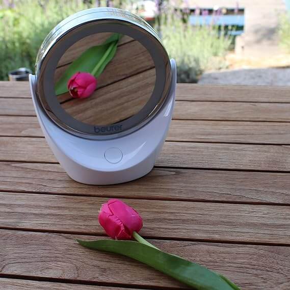 Illuminated LED Cosmetic Mirror