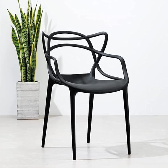Cafe Replica Master Chair - Stylish and Durable Seating