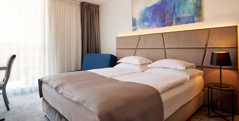 OPATIJA, Hotel Paris 4* - proljetni odmor od 1 ili više noćenja s polupansionom za dvoje + gratis paket za 1 dijete do 5,99 godina uz besplatan ulaz u casino