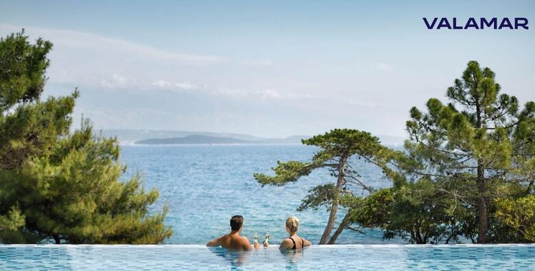 POSEBNA PONUDA! TOP TERMINI, Rab, Valamar Carolina Hotel 4* - 3, 5 ili 7 noćenja s polupansionom za 2 osobe uz korištenje vanjskih bazena